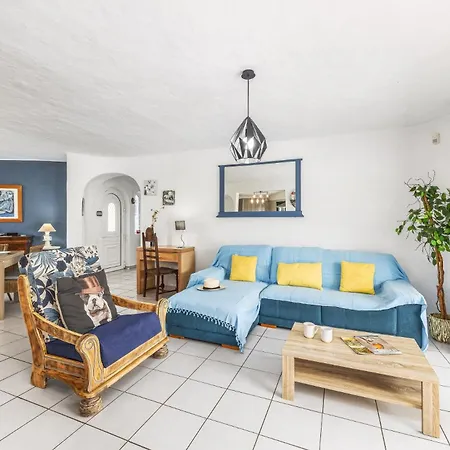 Lilly By * Albufeira